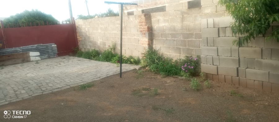 1 Bedroom Property for Sale in Bloemside Free State